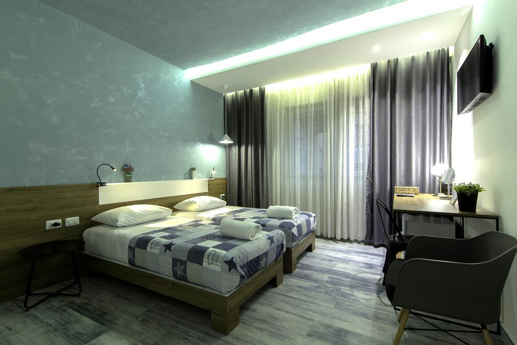 Urban Rooms Tirana Esterno foto