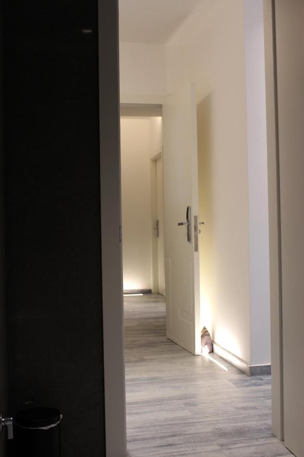 Urban Rooms Tirana Esterno foto