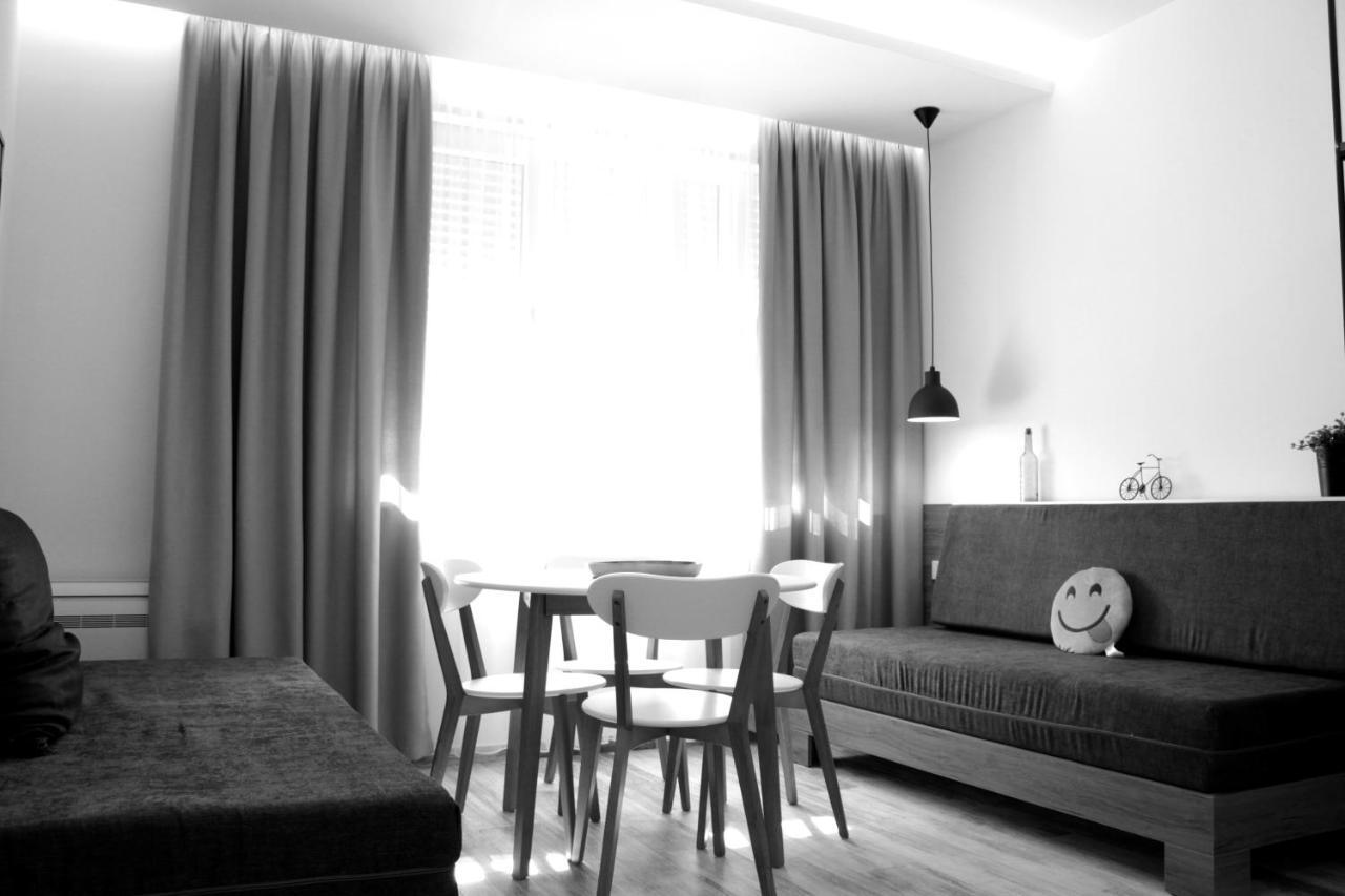 Urban Rooms Tirana Esterno foto